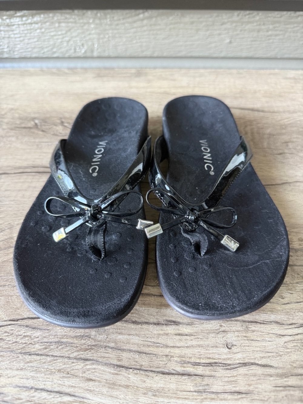 Vionic Women’s Sandals size 8. - Picture 4 of 9